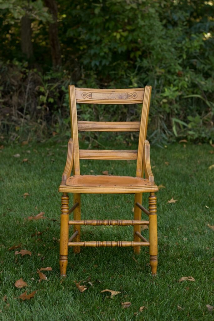 OUTPOST ULTRALIGHT CARBON TRAIL STOOL